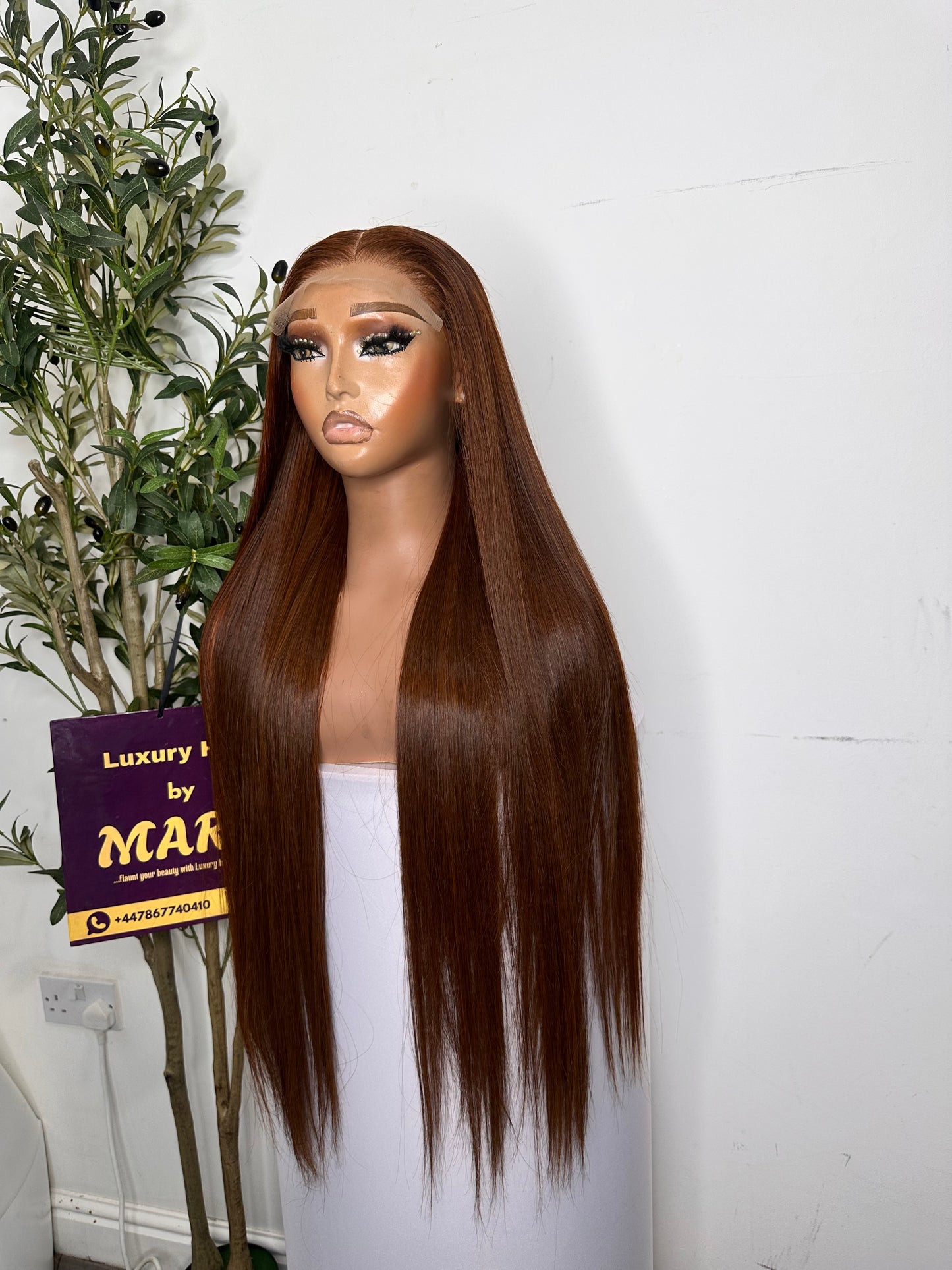 26 inches Vietnamese bone straight with 5by5 closure. 100% human hair. Dark Cajun colour. 300g