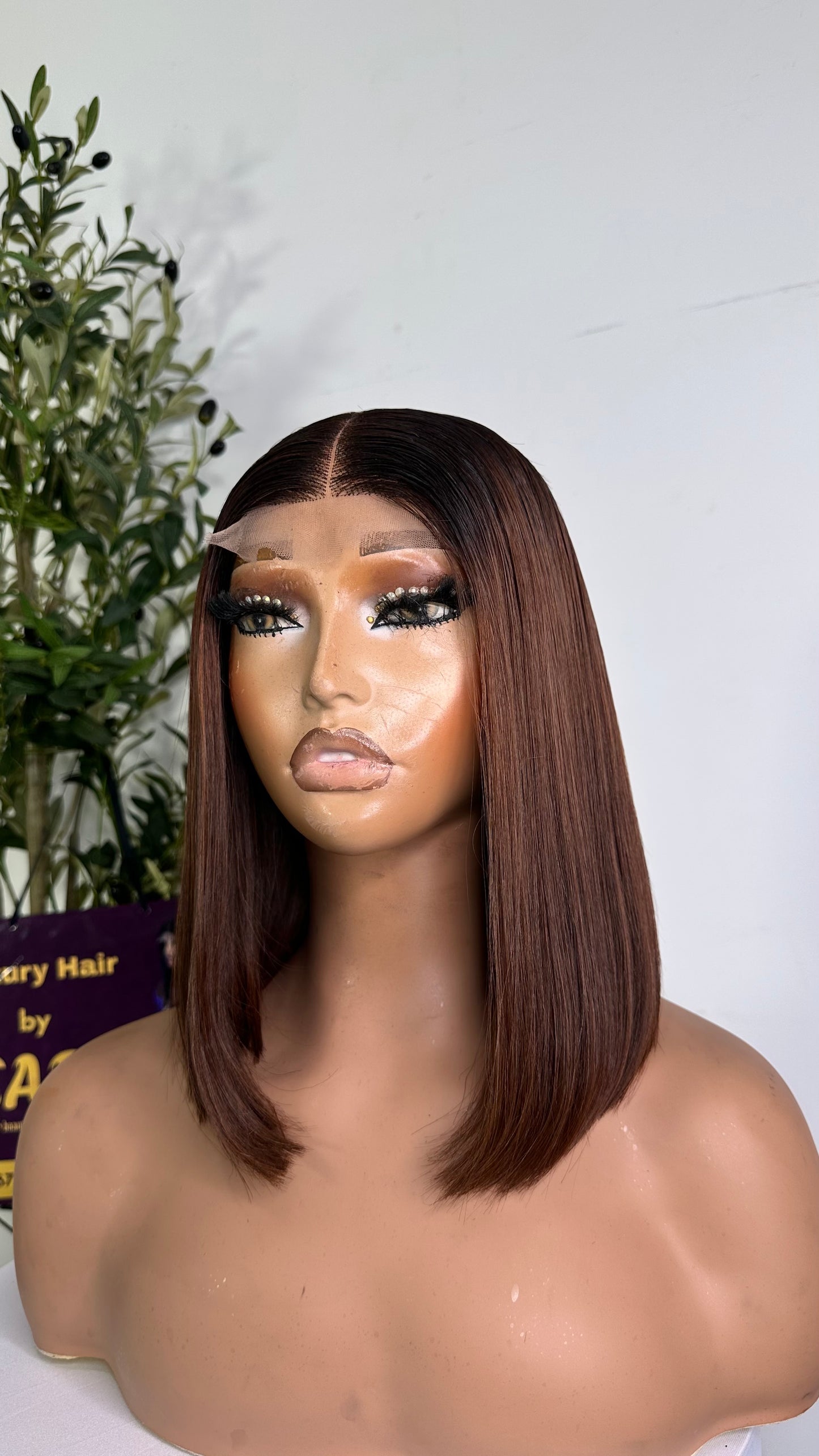 10 inches SDD Vietnamese bone straight, 240g density with 2by6 closure. 100% human hair. Brown sugar dark root.