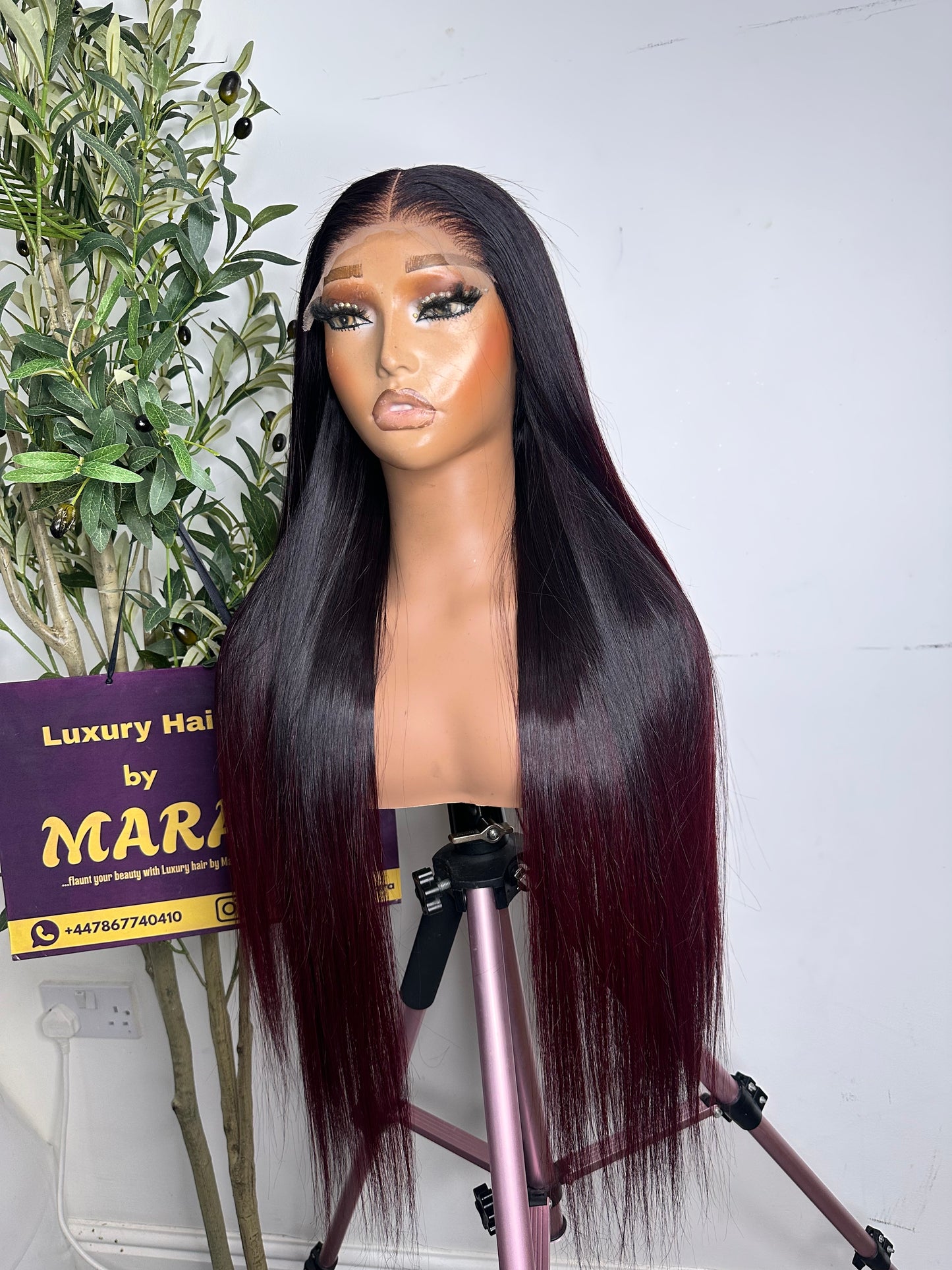 26 inches Super double drawn Vietnamese bone straight wig, 300g with 5by5 glueless closure. Ombre dark Burgundy. 100% human hair. Luxury unit.