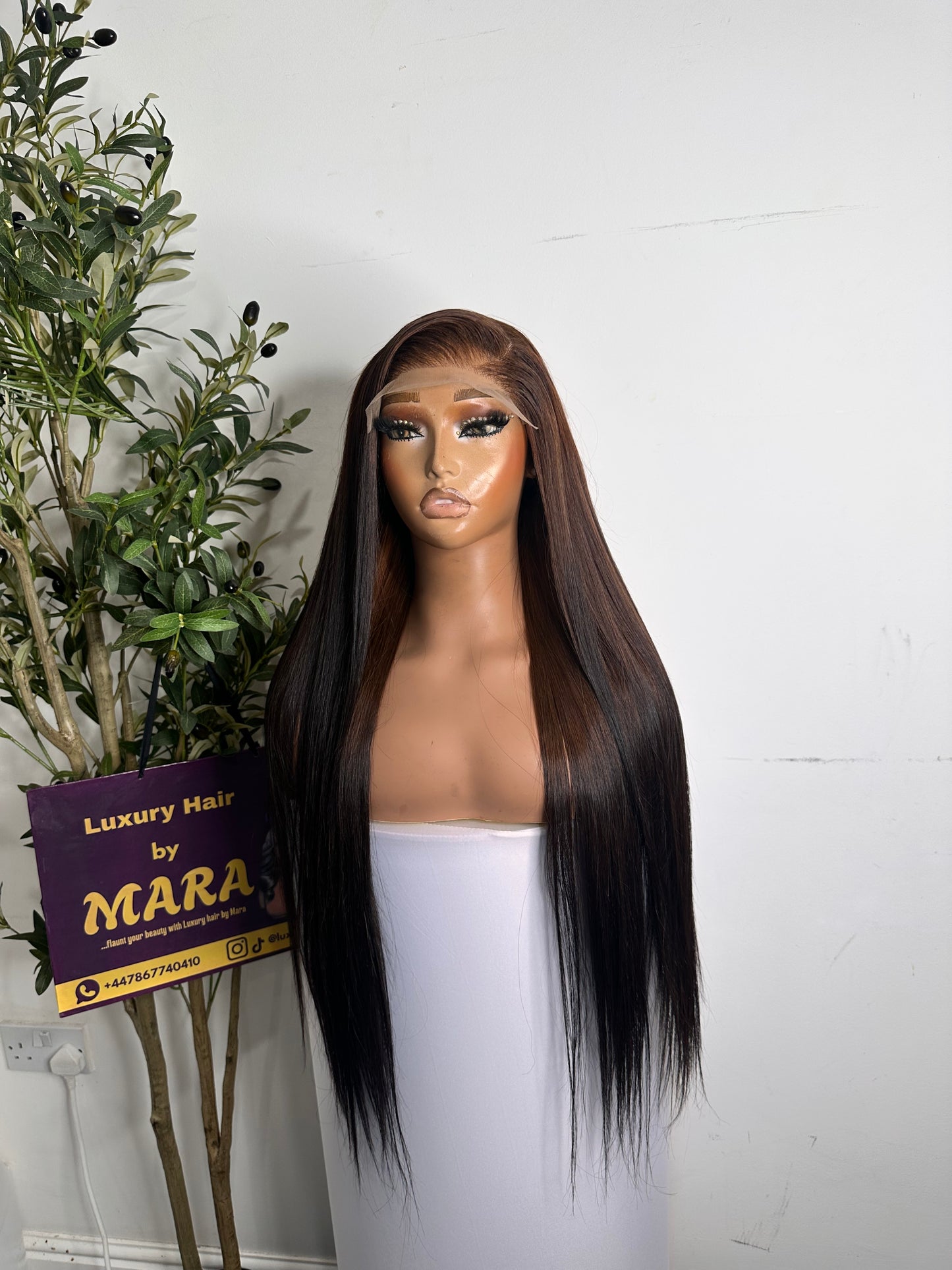 26 inches SDD Vietnamese bone straight , brown ombre black colour,350g  with 5by5 closure. 100% human hair.