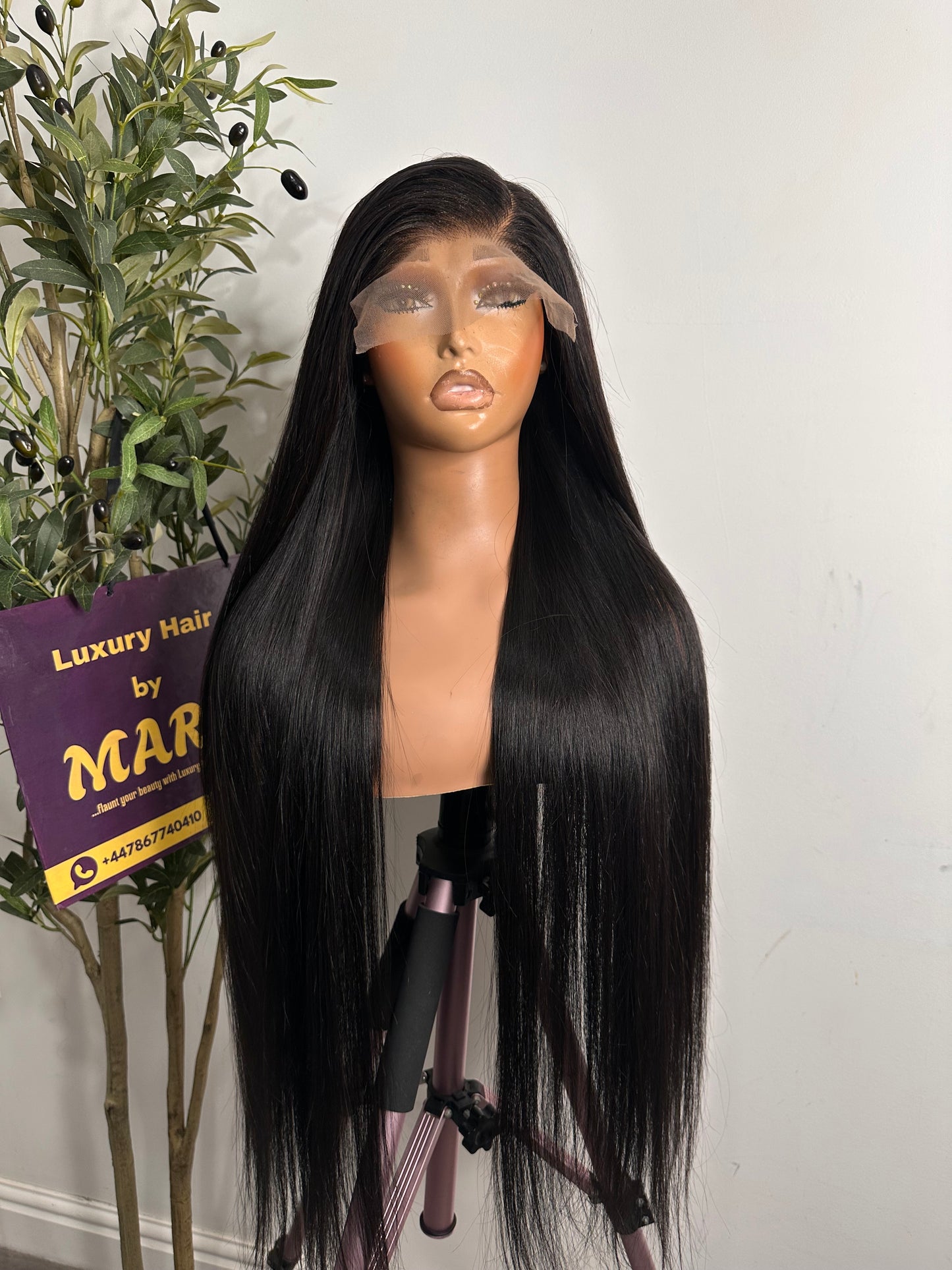 30 inches SDD Vietnamese bone straight wig, 350g density with 5by5 glueless closure. Natural colour . 100% human hair.
