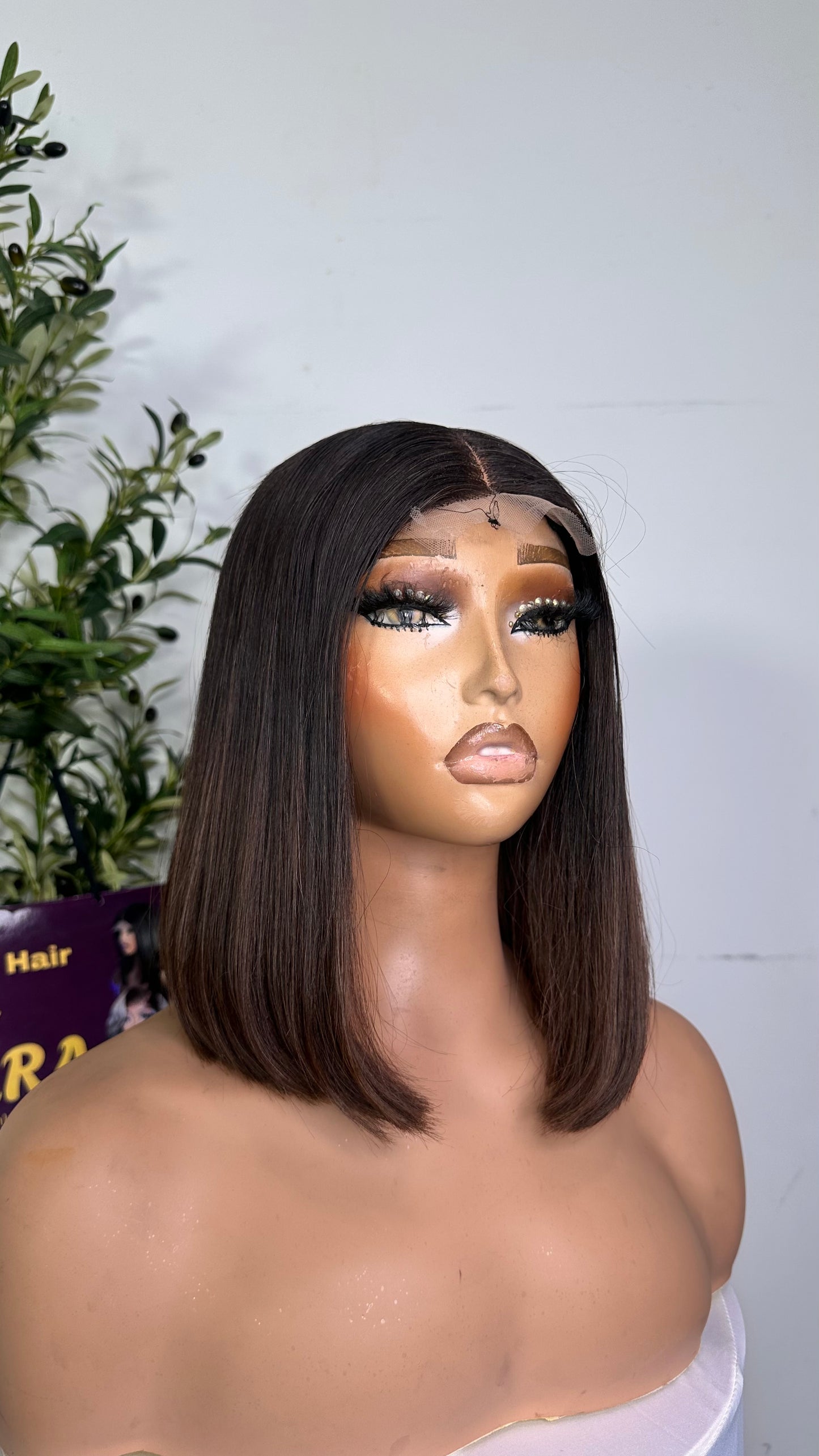 10 inches SDD Vietnamese bone straight, 240g density with 2by6 closure. 100% human hair. Ombre brown