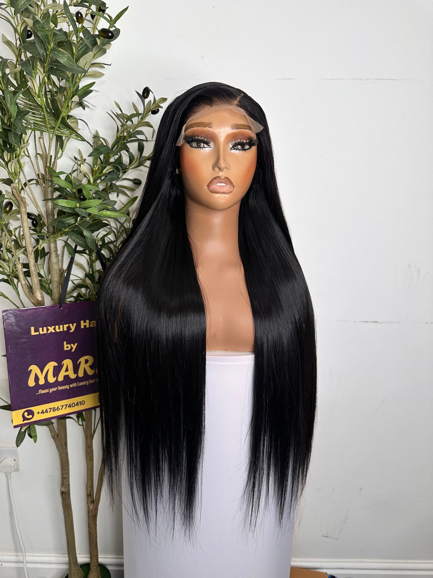 26 inches Vietnamese bone straight with 5by5 closure. 100% human hair. Natural colour. 350g