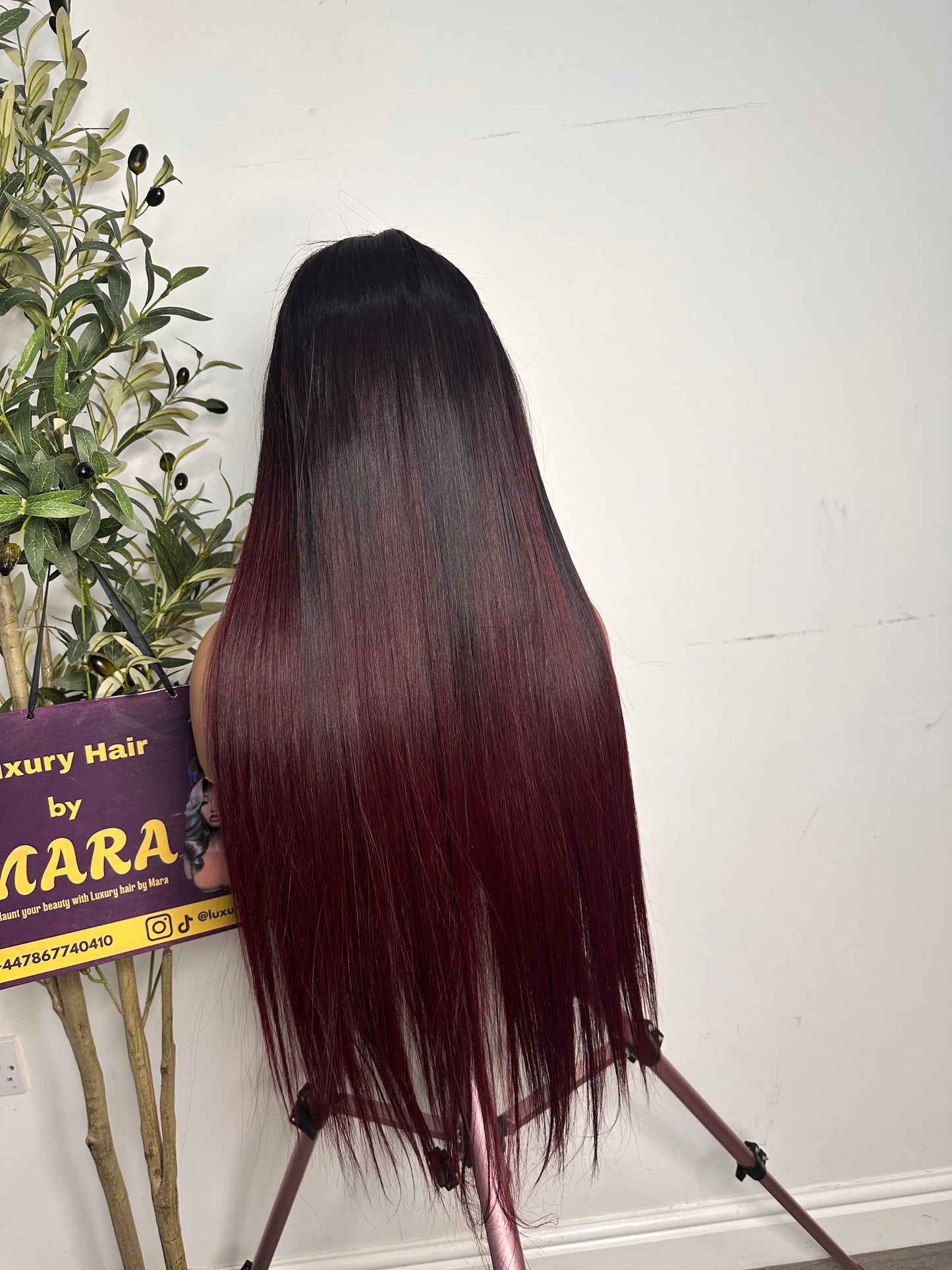 26 inches Super double drawn Vietnamese bone straight wig, 300g with 5by5 glueless closure. Ombre dark Burgundy. 100% human hair. Luxury unit.