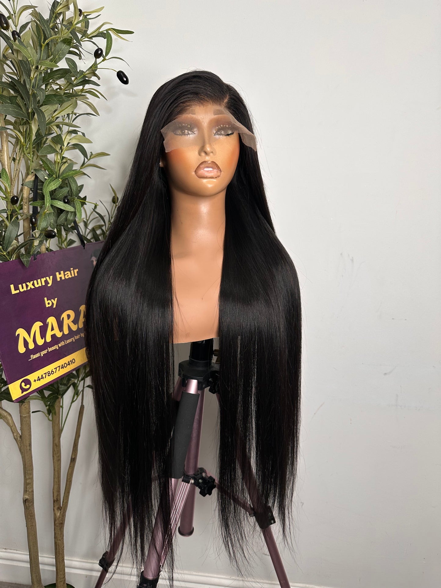 30 inches SDD Vietnamese bone straight wig, 350g density with 5by5 glueless closure. Natural colour . 100% human hair.