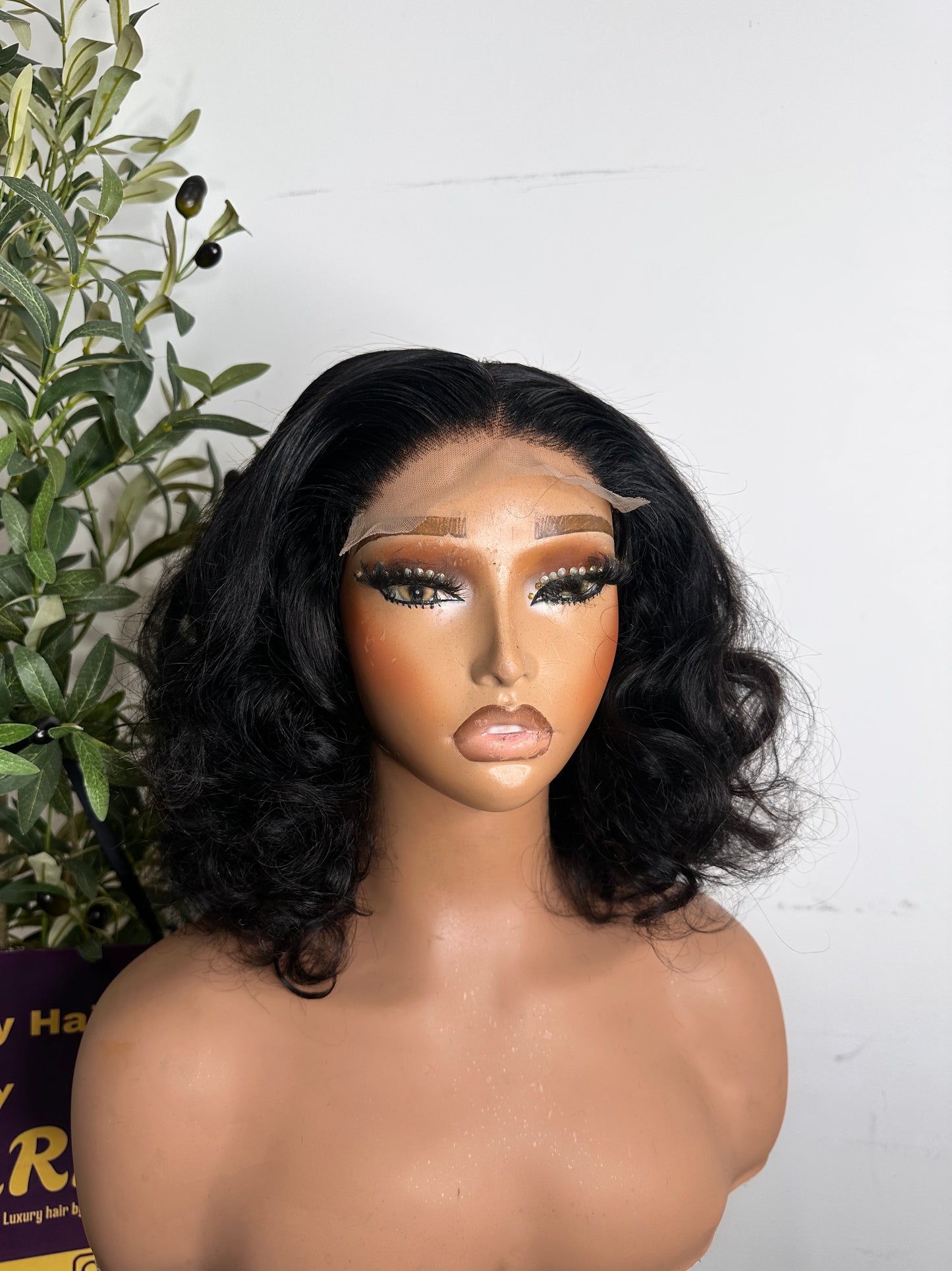12 inches Boumcy unit, beautiful unit, perfect bounce with permanent bounce. Natural colour . With 5by5 closure .